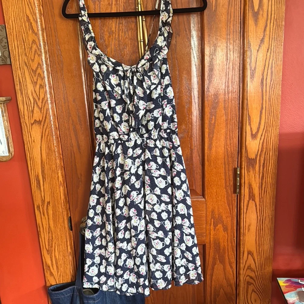Lauren Conrad Disney “Alice in Wonderland” tea party dress - Picture 1 of 8